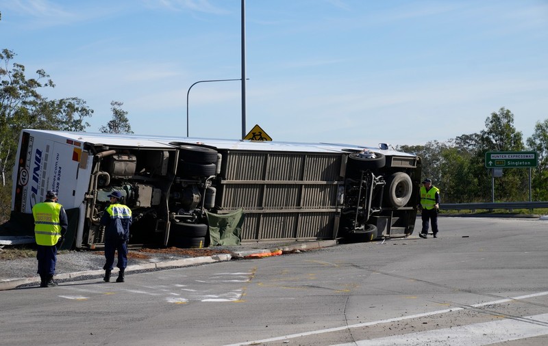Accident soldat cu 10 morți și 25 de răniți în Australia. Un autocar care se întorcea de la o nuntă s-a răsturnat