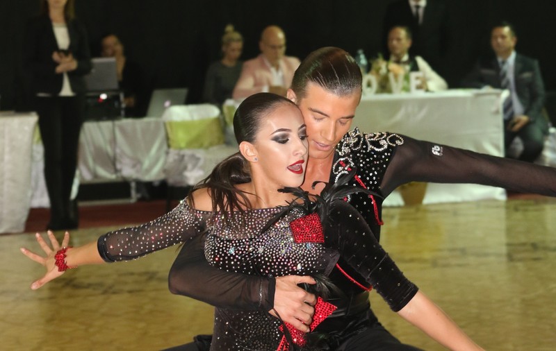 Miriam Țigău și Alexandru Stan, la Modialele de 10 dansuri de la Moscova !