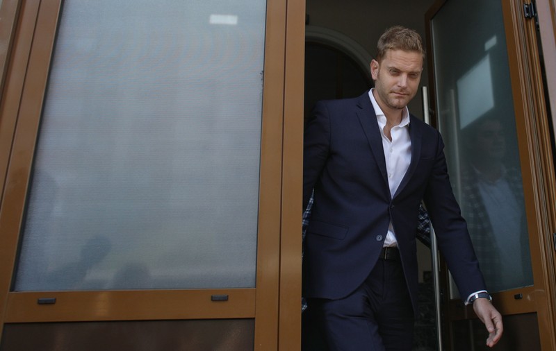 UPDATE | Ilan Laufer, audiat cinci ore în cazul delapidării Magazinului Unirea. Fostul ministru neagă că a adormit în timpul audierilor