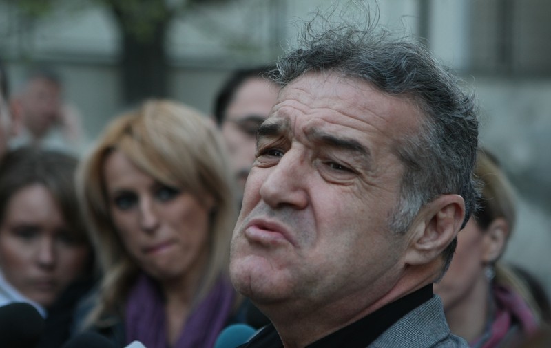 Becali, făcut praf de o vedetă TV: ”Va ieși nenorocitul din pușcărie” / VIDEO