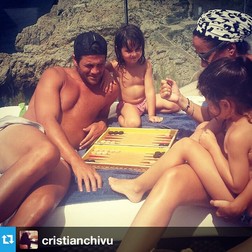 Cristi Chivu se relaxează alături de familie. foto: Instagram