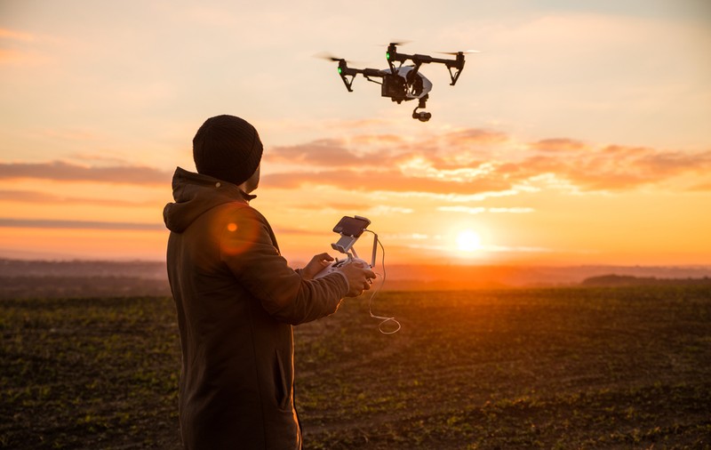 Noi reglementări privind folosirea dronelor, valabile din 2023