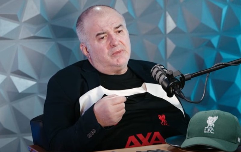 Detalii neștiute din copilăria lui Florin Călinescu au ieșit acum la iveală: „Prima dată am suflat în lumânările colivei bunicii mele”