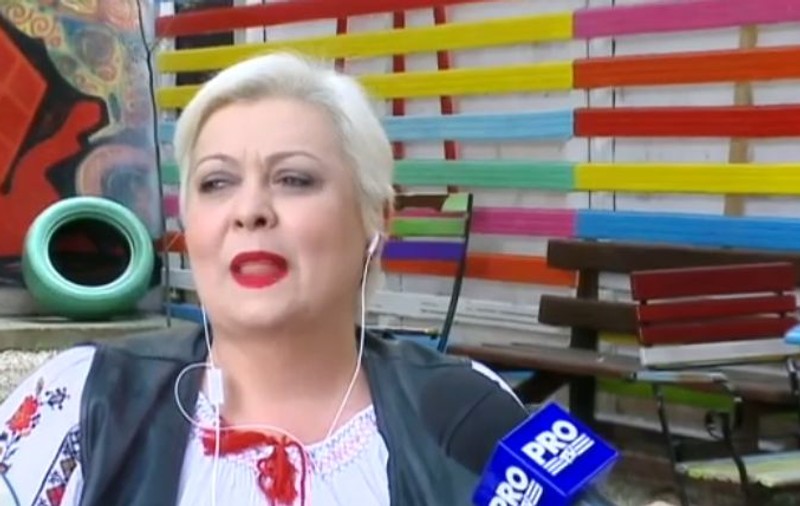 Ce restricții are Monica Anghel după operație. Trebuie să stea 16 ore pe zi în pat