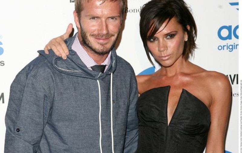 Îi dau banii afară din casă! Victoria și David Beckham și-au luat brazi de Crăciun de 40.000 €