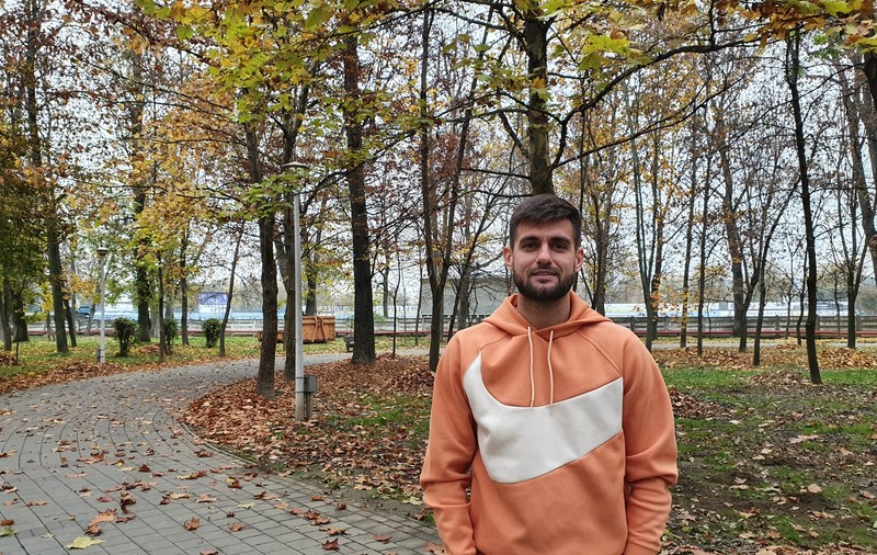 INTERVIU. Mesajul unui basarabean mutat de trei ani în Ardeal: „Înainte să vin mi s-a spus să am mare grijă la români. Ar trebui să munciți la fel de mult ca moldovenii”