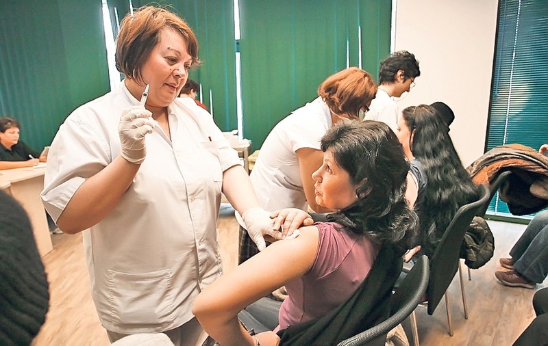 OMS vrea vaccinare mondialã împotriva cancerului de col uterin