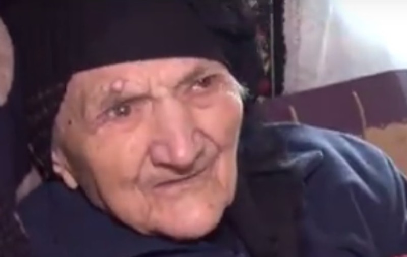 O buzoiancă de 100 de ani susține nu a mai dormit de 84 de ani. Cum a rezistat fără somn atâția ani