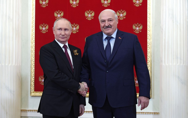 Aleksandr Lukașenko vinde Belarus „bucată cu bucată” Kremlinului, acuză lidera opoziției