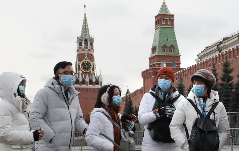 Autoritățile din Moscova amenință cu ani grei de închisoare persoanele ce se întorc din țări afectate de coronavirus și nu se autoizolează la domiciliu
