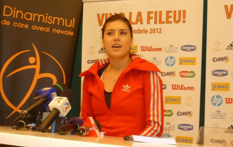 'N-am vrut să mai stau 2 ore blocată în trafic'. Cum s-a pregătit Sorana Cîrstea pentru CRĂCIUN!