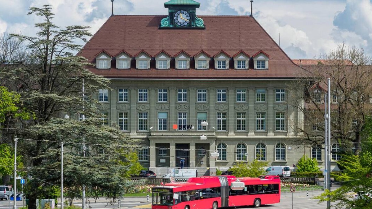 Compania de stat, acuzată de discriminare.