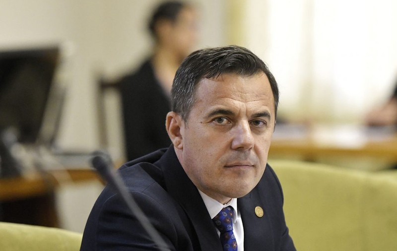 Fostul ministru Ion Ştefan, rănit într-un accident rutier produs în Vrancea
