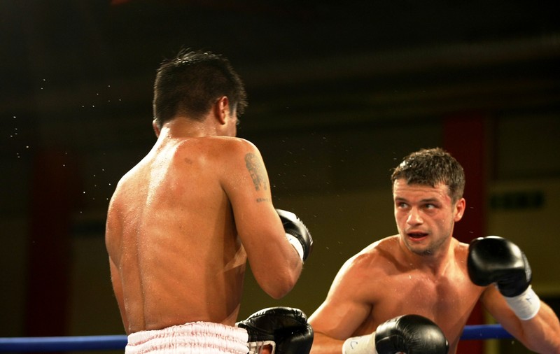 JoJo Dan, bătut. Pugilistul român a fost învins la puncte de  americanul Jamal James