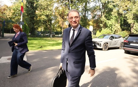 Luca Niculescu este optimist după discuțiile cu PSD, PNL și USR. Foto: Dumitru Angelescu / Libertatea