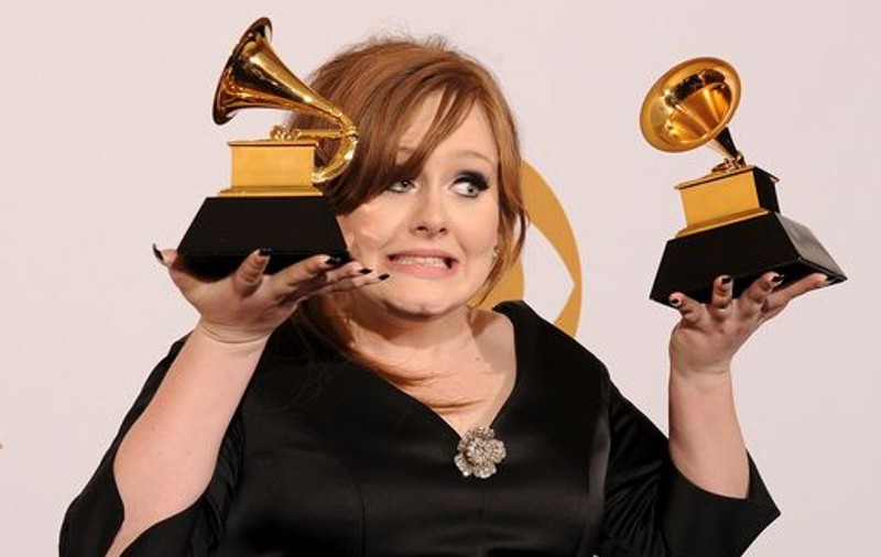 Adele se va muta cu iubitul
