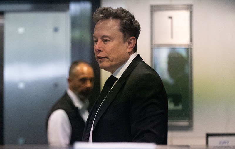 „Banii nu vor mai conta în 2036”. Elon Musk prevede dispariția banilor în următorii 10 ani