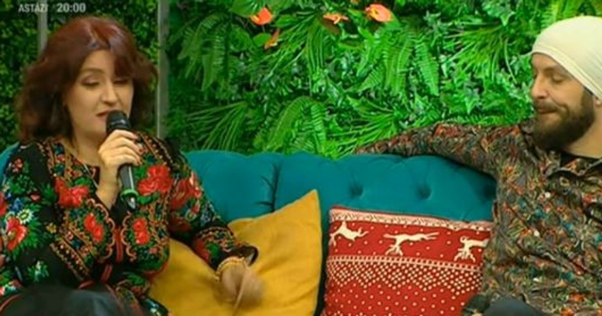 Rona Hartner nu a făcut amor cu iubitul francez. Se păstrează până după nuntă