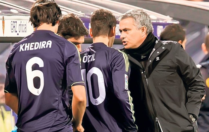 «Fii de curve»! José Mourinho este acuzat că i-a jignit pe jucătorii lui Real Madrid