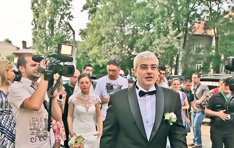 Foto | Cătălin Crișan își ține soția la respect