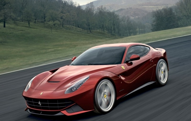 F12 Berlinetta, lansat în România! Cât costă cel mai puternic Ferrari construit vreodată - VIDEO