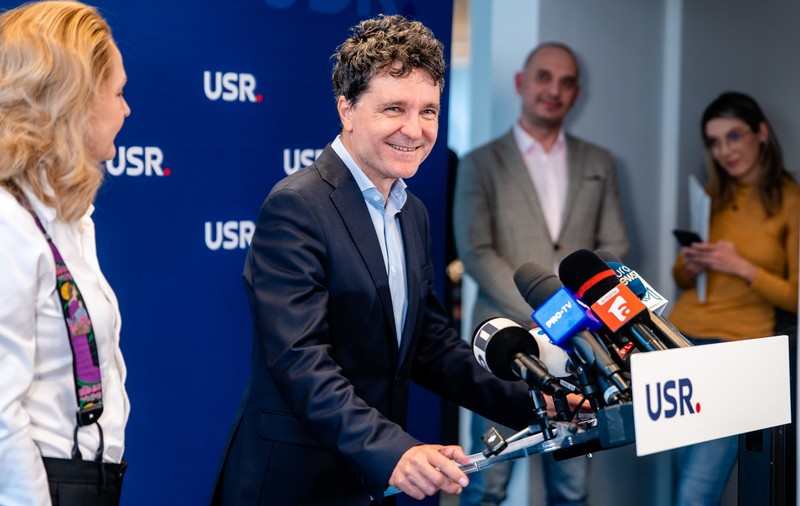 BEC interzice campania electorală a USR pentru Nicușor Dan la alegerile prezidențiale | Documente