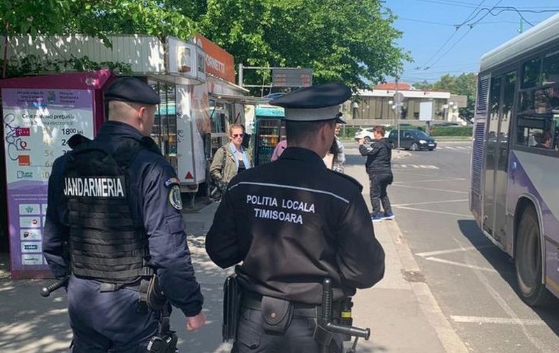 Peste 150 de polițiști locali din Timișoara reclamă că nu le sunt plătite orele suplimentare și că sunt umiliți: ”Îl păzim de ani de zile pe domnul primar”