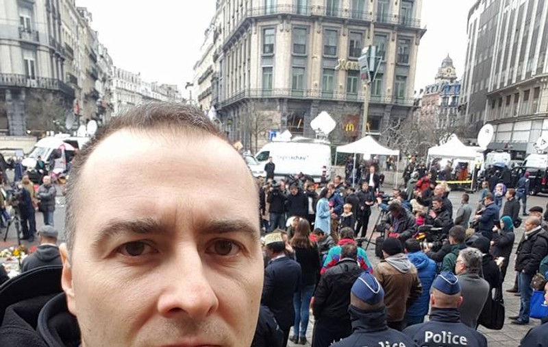 EXCLUSIV/ Mărturii din infernul de la Bruxelles! Reporterul Rareș Năstase a ajuns în cel mai fierbinte punct al Europei după 9 ore teribile