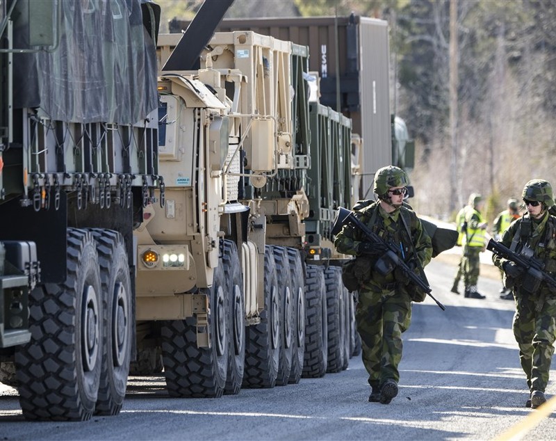 Suedia a început „Aurora 23", cel mai mare exerciţiu militar din ultimii 25 de ani, la care participă multe state NATO, dar și Ucraina