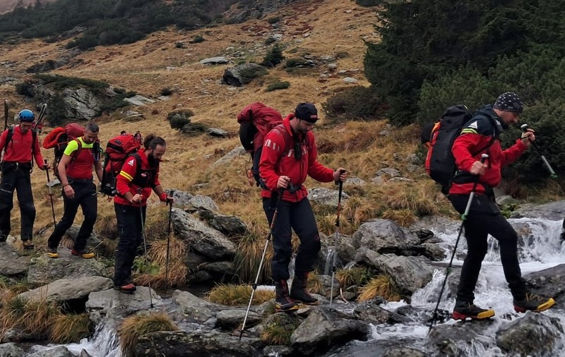 Avertismentul salvamontiștilor după ce 3 turiști au murit în Munții Făgăraș, în ultimele 24 de ore