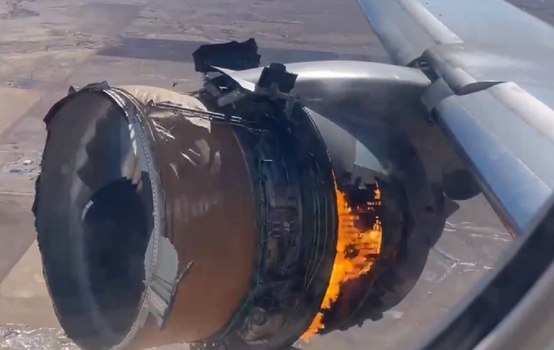 „SOS. SOS.” Înregistrarea cu pilotul avionului United, după ce un motor a luat foc la scurt timp după decolare