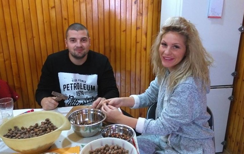 Toate lumea comentează pe seama lor, dar gestul ei clarifică situația. Ce declarație i-a făcut Hannelore lui Bogdan