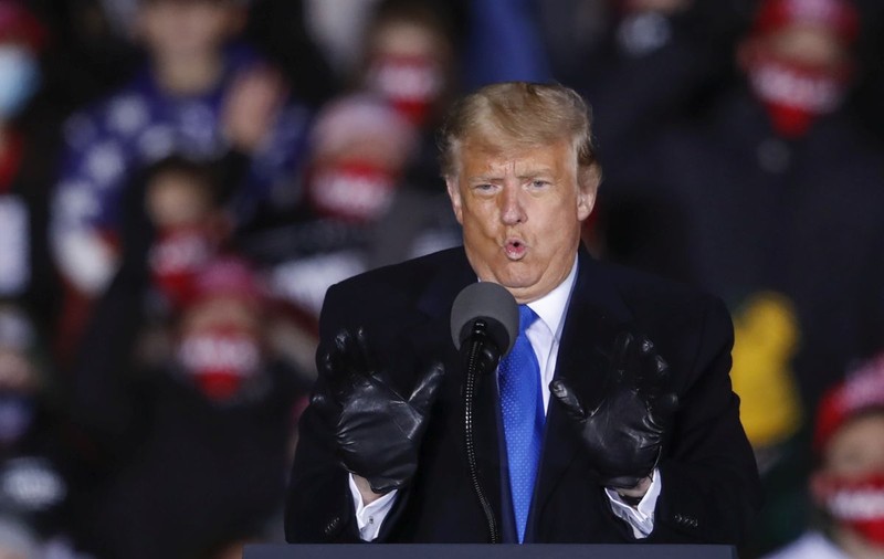 Strategia lui Trump în ultima săptămână de campanie, în mijlocul unui nou val de COVID: Ignorați coronavirusul!