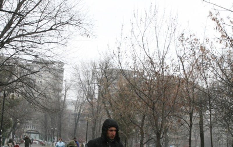 Ninsori slabe şi nori. Vezi cum va fi vremea în primele trei zile din săptămână