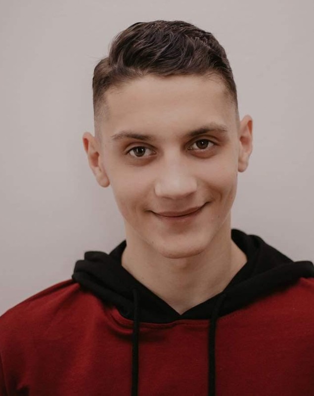 Viața lui Emanuel Ion, tânărul nevăzător de la „Românii au talent”. Cu ce se ocupă după ce a apărut în emisiunea de la PRO TV
