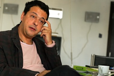 Alexandru Darie, într-unul dintre ultimele sale interviuri: " Eu nu spun că toţi ar trebui să lucreze ca mine, un an de zile un spectacol,...dar nici să fuşerim lucrurile nu merge"