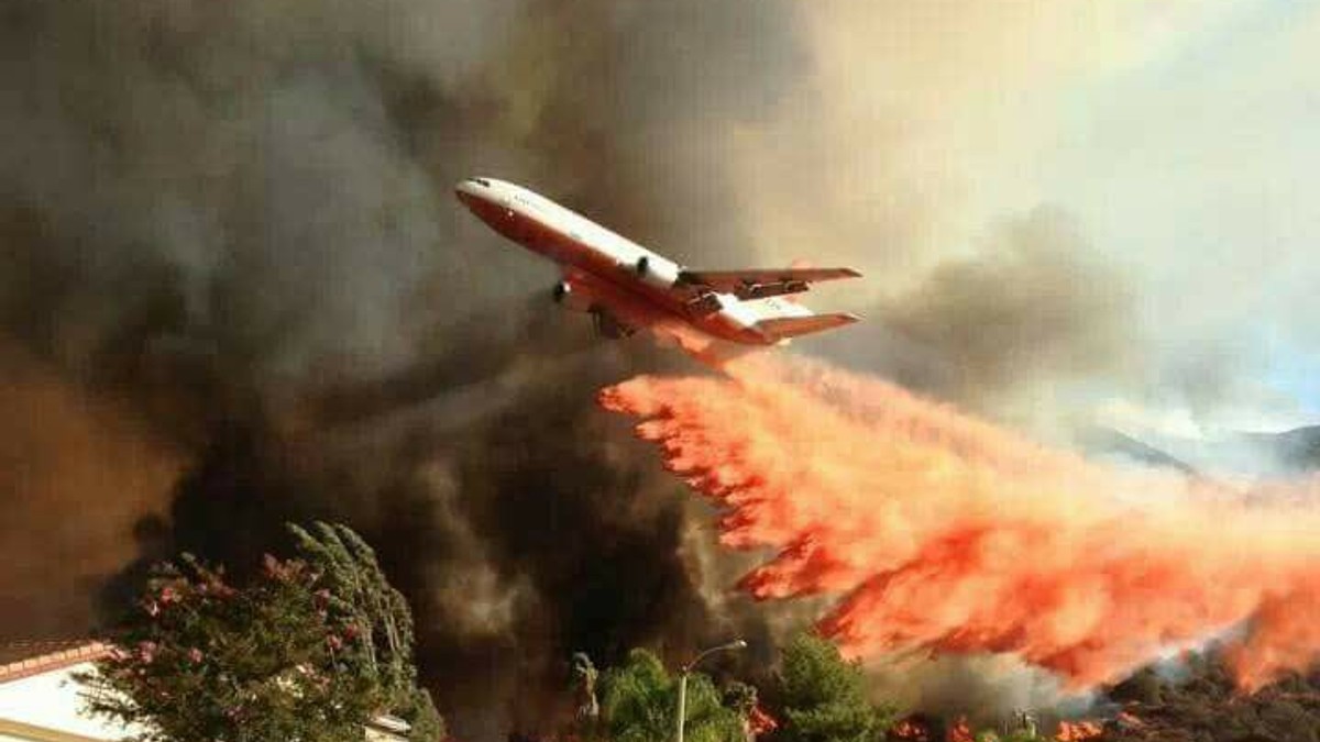 Pagube produse de incendiile din California