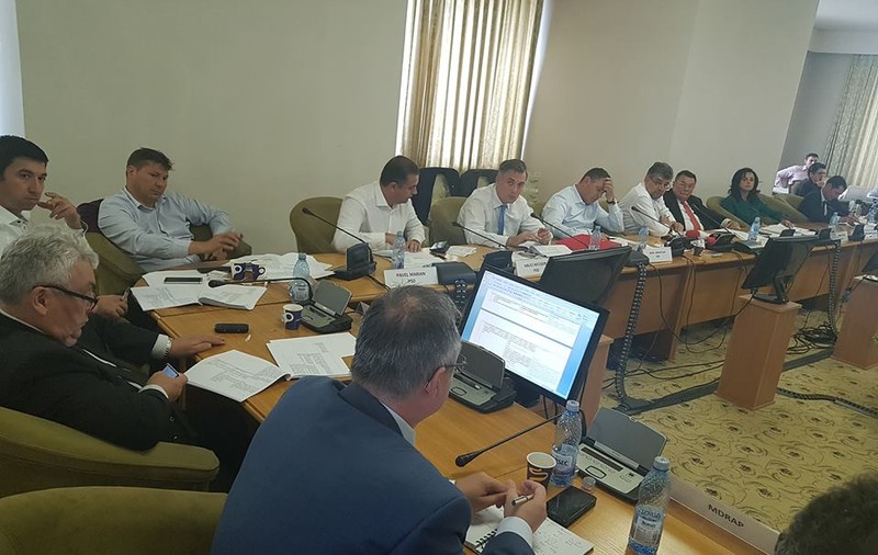 Prefecții devin demnitari publici; Modificarea, în noul proiect al Codului Administrativ