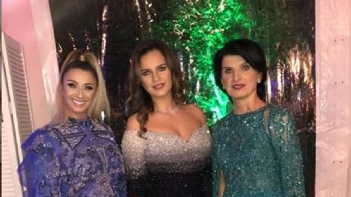 Cât a costat rochia purtată de Anamaria Prodan la nunta fiicei lui Gigi Becali. "Prețul pe care l-ar fi dat pe o garsonieră nouă din Militari"