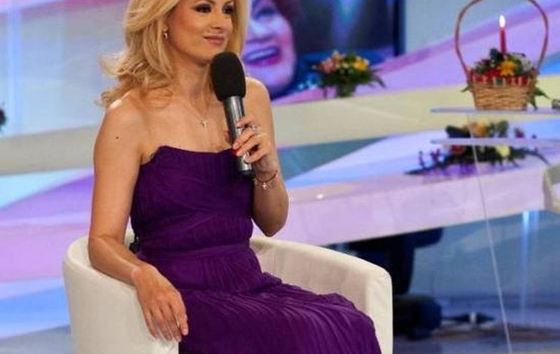 SIMONA GHERGHE a DEZVĂLUIT ce FACE de PAŞTE! VA RATA BUNĂTĂŢILE pregătite de FAMILIE! 