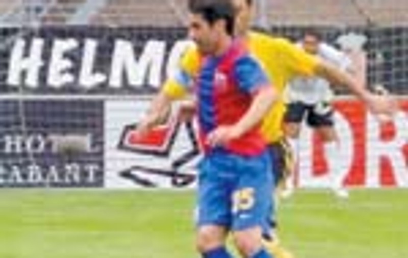 Hagi: 'Suferim in atac'
