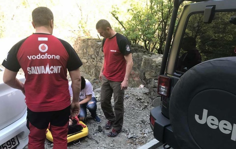 Opt turiști surprinși de furtună în Bucegi au fost recuperați de salvamontiștii din Bușteni. Unii au făcut atacuri de panică