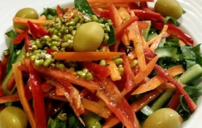Salata cu care Andreea Marin îşi menţine silueta