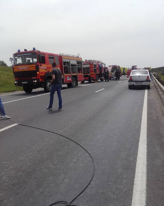 UPDATE | Autocar plin cu minori, implicat în accident la Brașov | 4 persoane au murit! FOTO