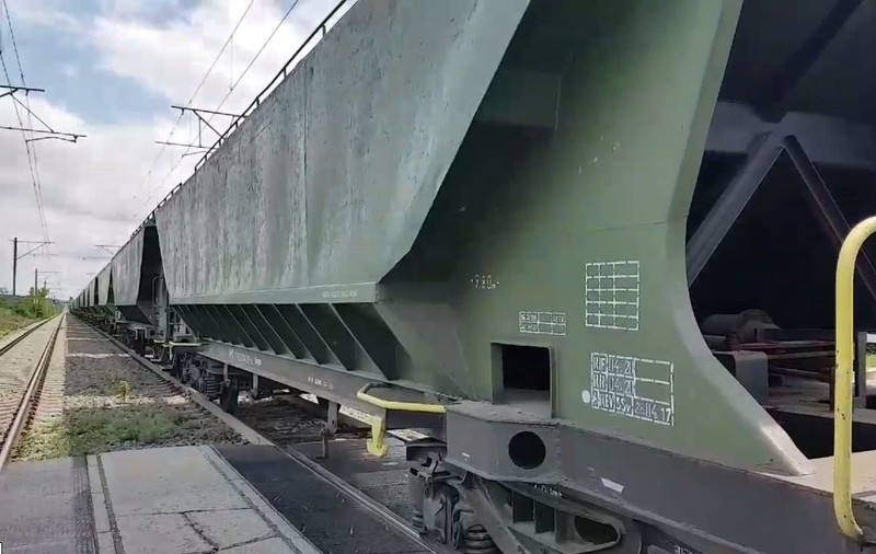 VIDEO | Tren blocat pe șine la intrarea în București dinspre Pipera. Traficul este paralizat