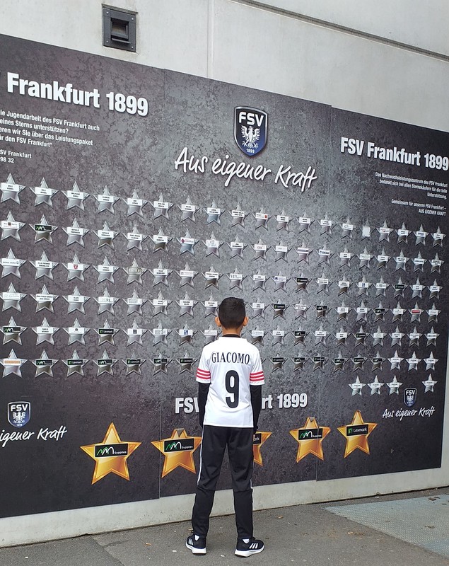 Eintracht Frankfurt îl testează pe românul Giacomo Ambrosio Paul. Nemții îl vând pe sârbul Luka Jovic cu 70.000.000 de euro