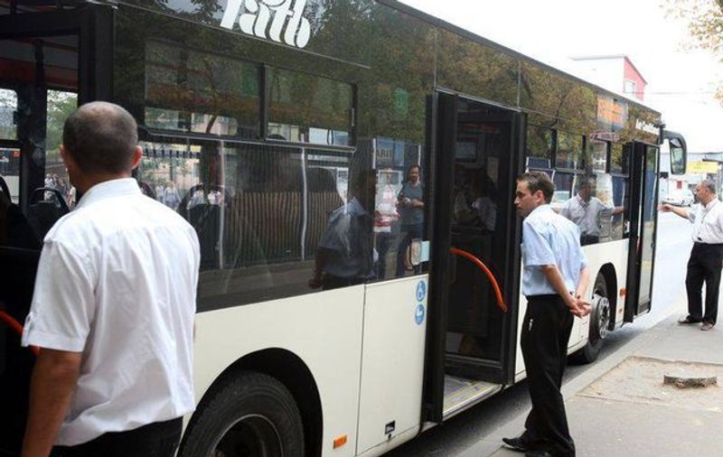 Primăria Capitalei introduce benzi unice pentru mijloacele de transport în comun; Anunțul Gabrielei Firea