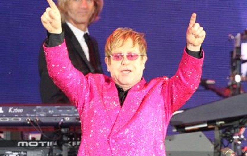 Elton John, despre Lady GaGa: "Ştiu cât de slabă e şi, da, îmi fac griji pentru ea"