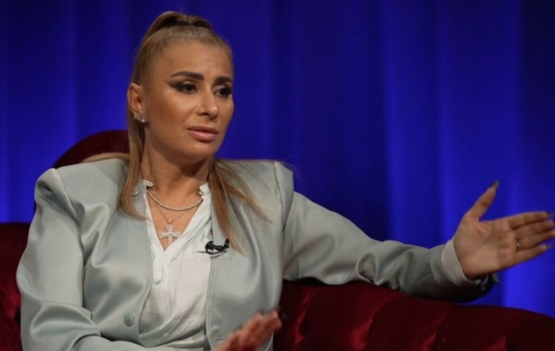 Anamaria Prodan l-a iertat pe Laurențiu Reghecampf și spune că antrenorul ducea o viață grea alături de ea: „Nu m-am gândit că poate să ne lase pe drumuri”