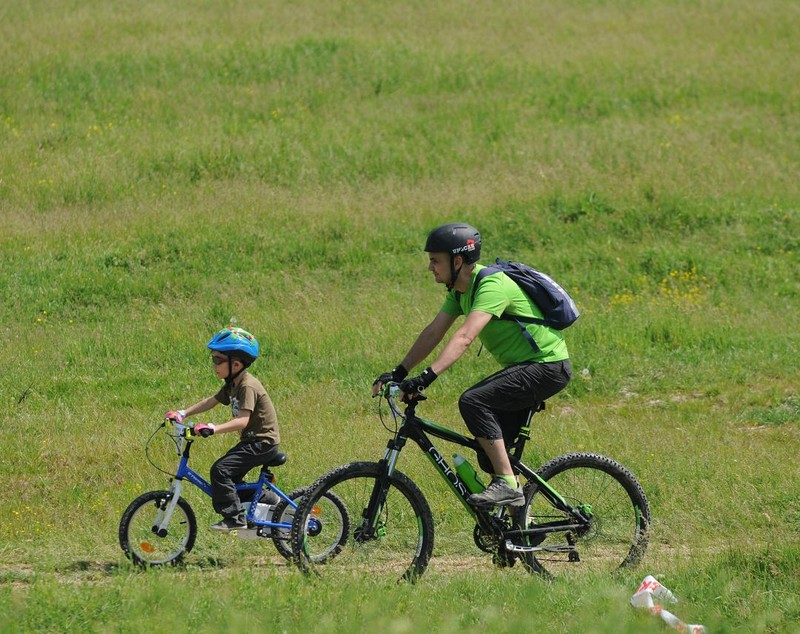 ”La Broaște 2015”, cursa de ciclism pentru amatori cu unul dintre cele mai frumoase trasee de MTB pe care ați pedalat vreodată